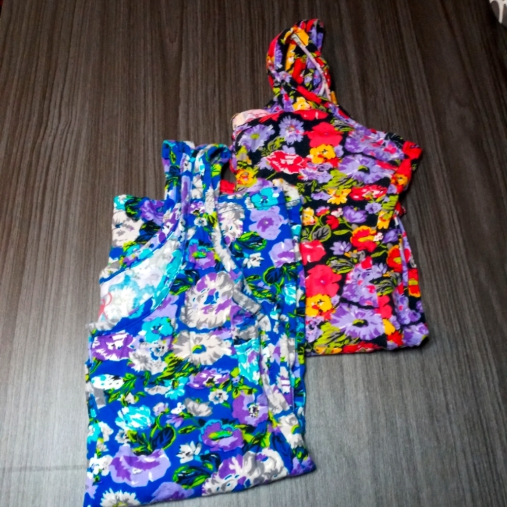 2 Floral Tank Tops